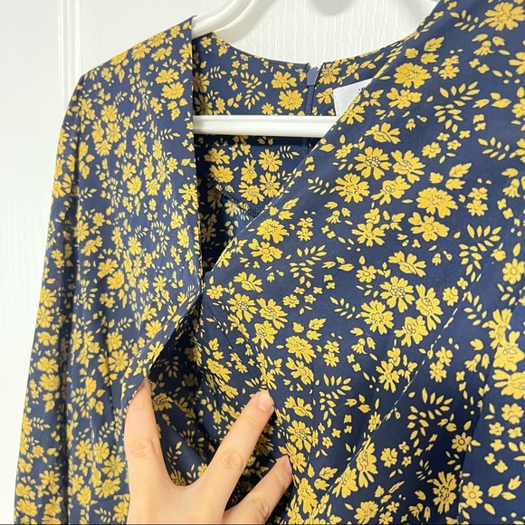 Korean Style Front String Floral Dress - Picture 4 of 5